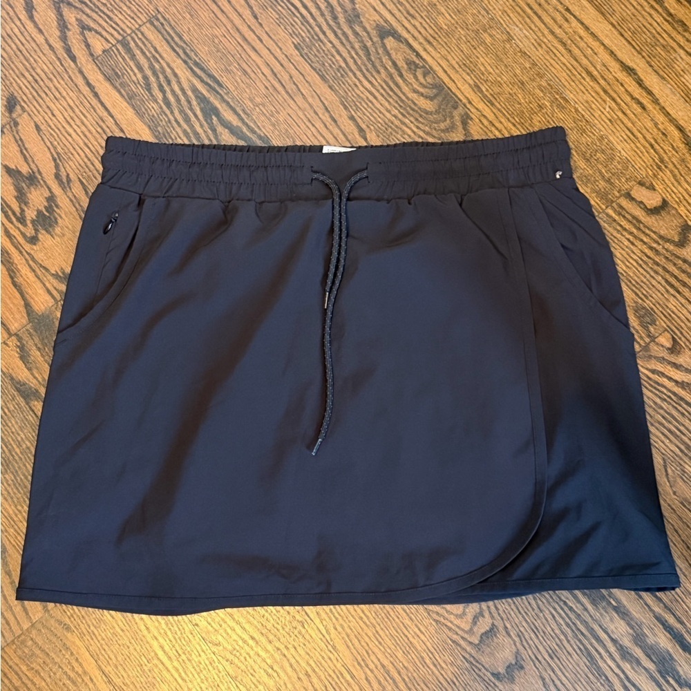 Avalanche Black Skort